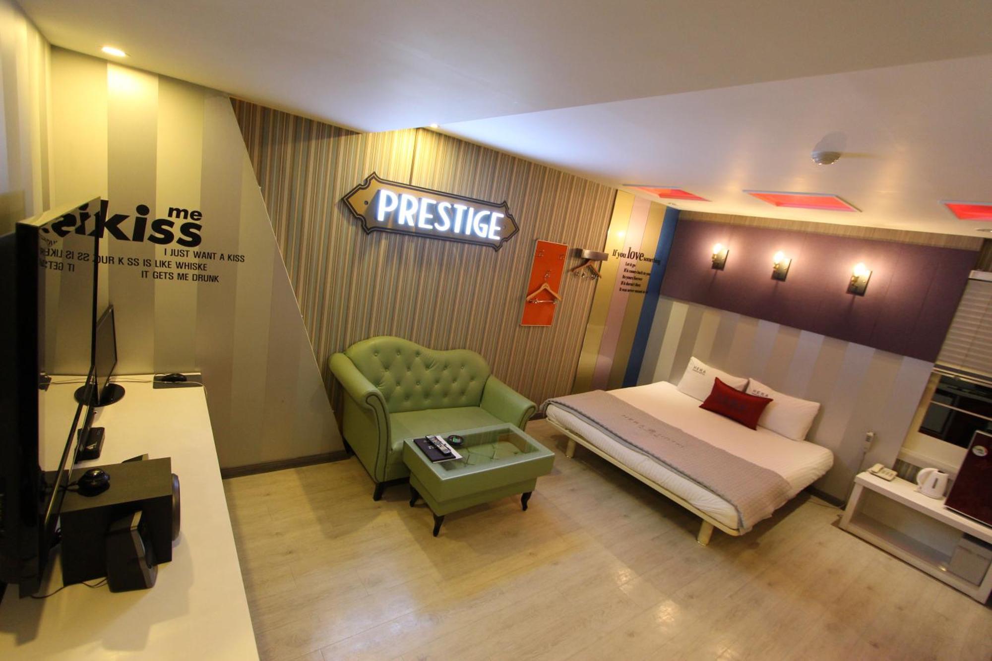 Hera Hotel Тегу Стая снимка